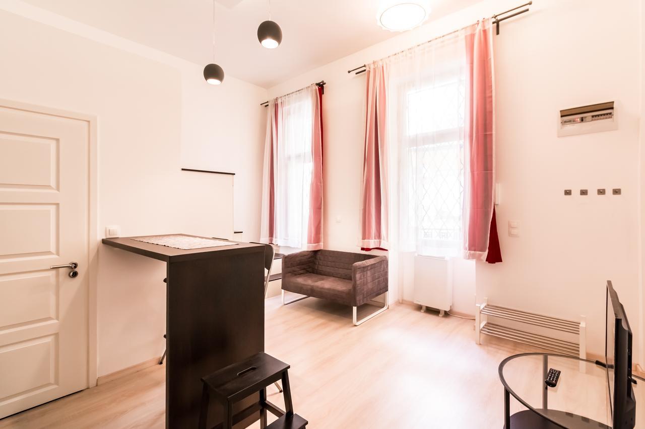 Apartament Mickey's Flat Close To Whale Budapeszt